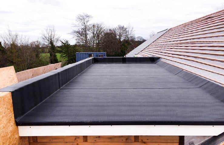 Flat roof on a house extension